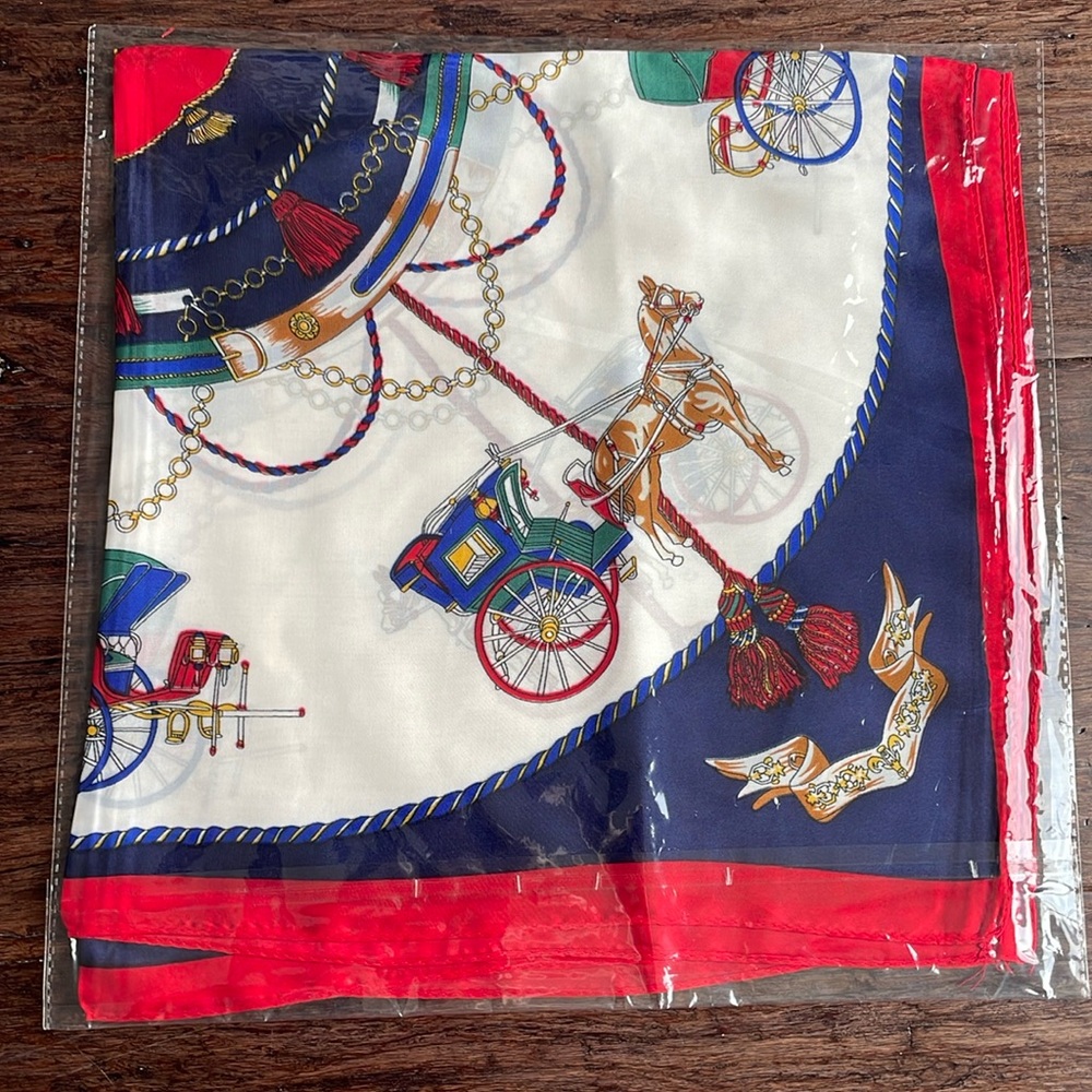Elise French style horse pattern scarf multi-functional - Picture 2 of 2